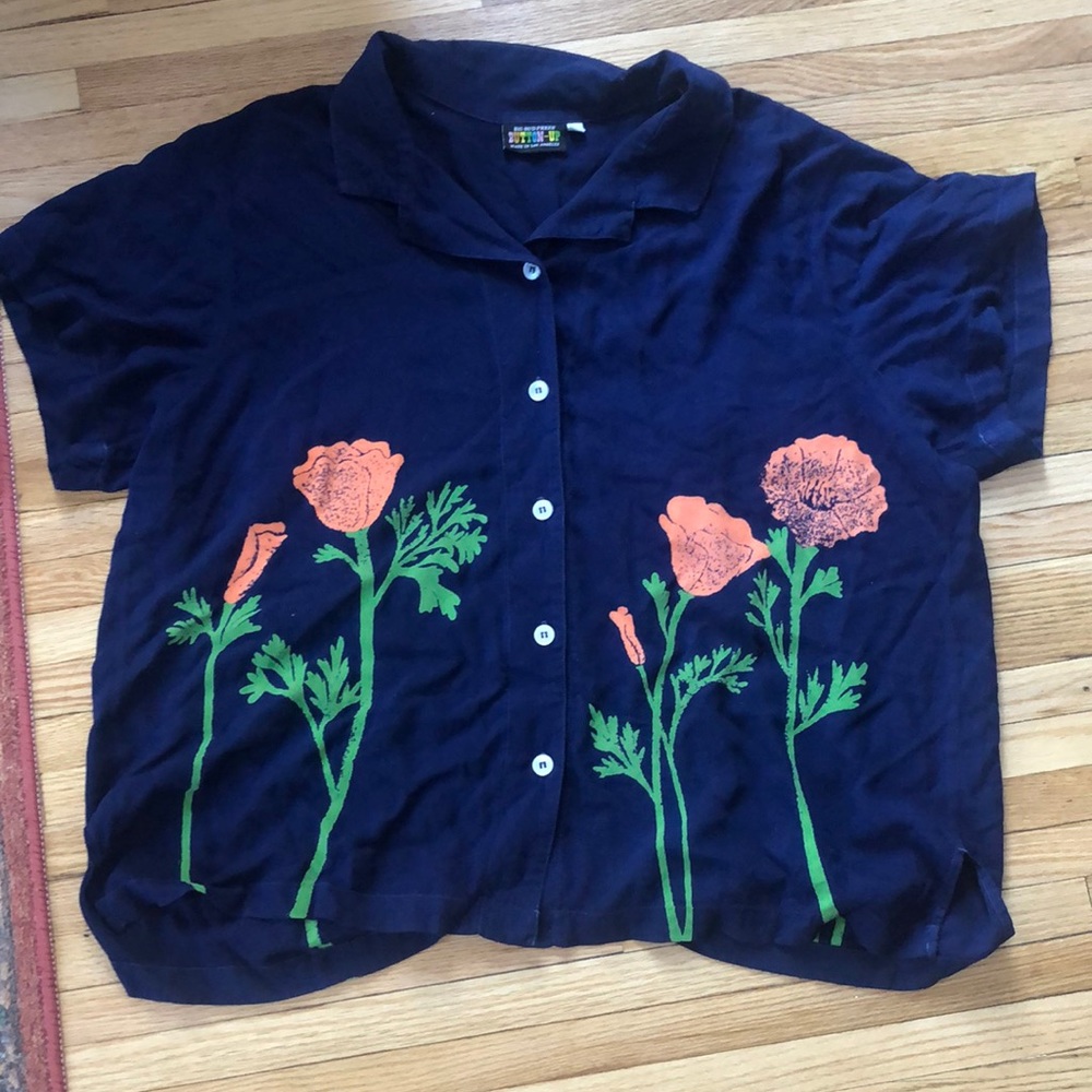 NWOT Big bud press poppy paint stamp button up